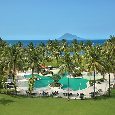 เมอร์เคียว มานาโด ตาเตลี บีช รีสอร์ต Hotel ภายนอก รูปภาพ