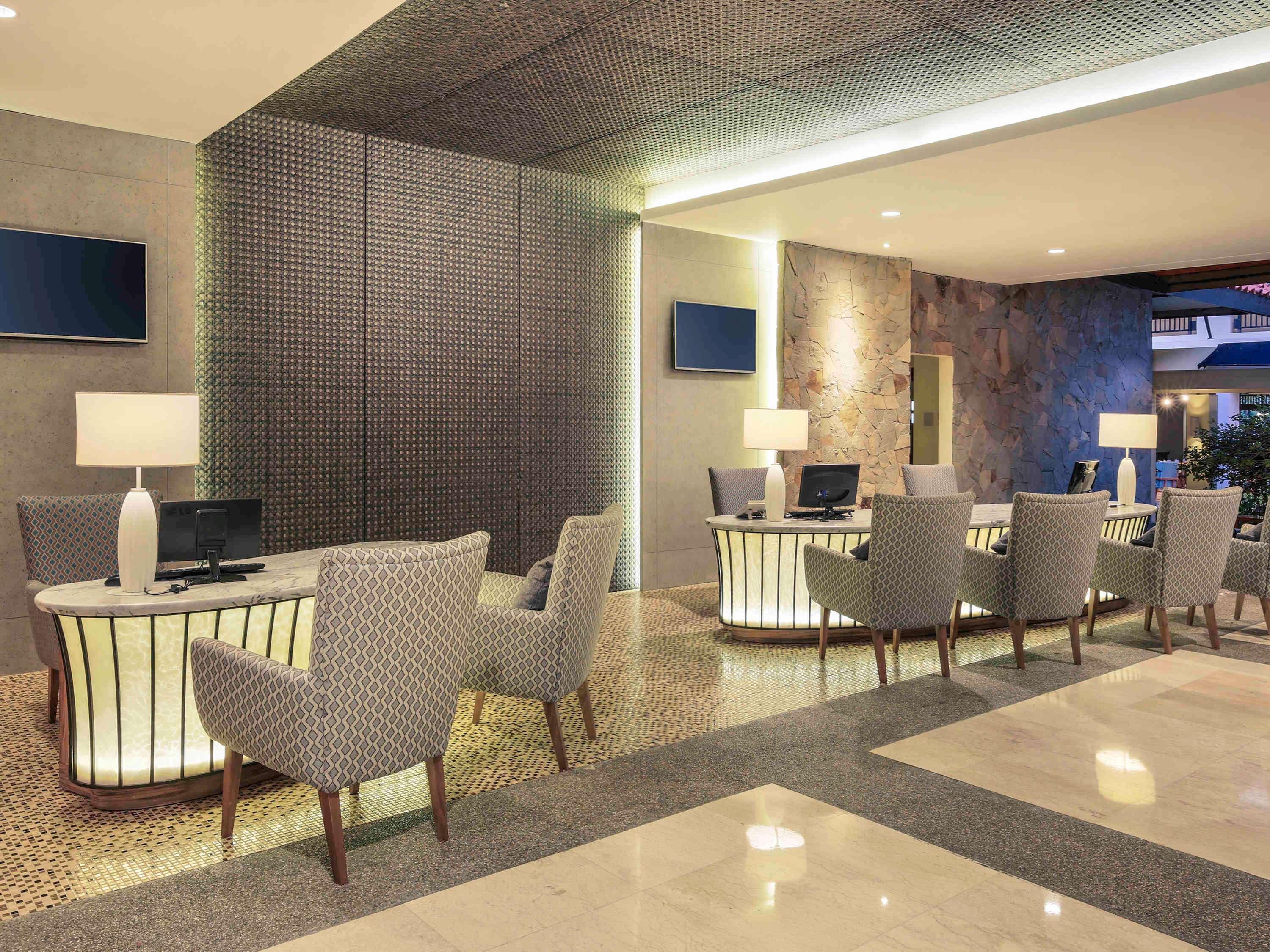 เมอร์เคียว มานาโด ตาเตลี บีช รีสอร์ต Hotel ภายนอก รูปภาพ